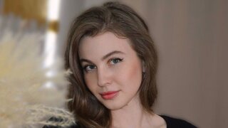 Join AmeliaCassel’s Live Webcam Show