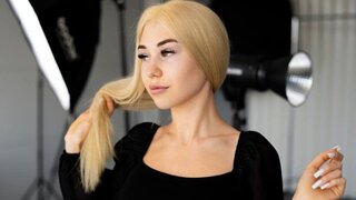 Join BereniceHavins’s Live Webcam Show