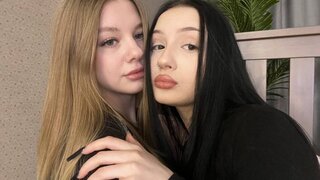 Join BlytheAndRebecca’s Live Webcam Show