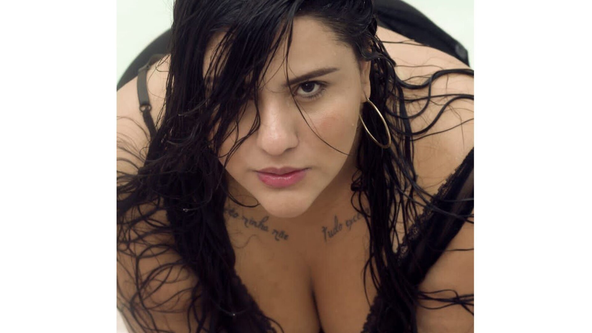 Join BrunnaMely’s Live Webcam Show