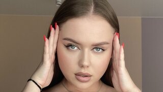 Join CarollMoore’s Live Webcam Show