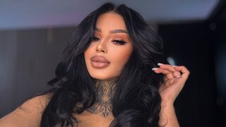 Join CherrieMadisson’s Live Webcam Show