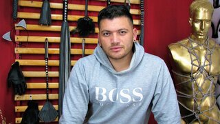 Join ChristopherBraun’s Live Webcam Show