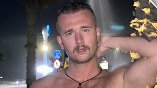 Join ClarkJonathan’s Live Webcam Show