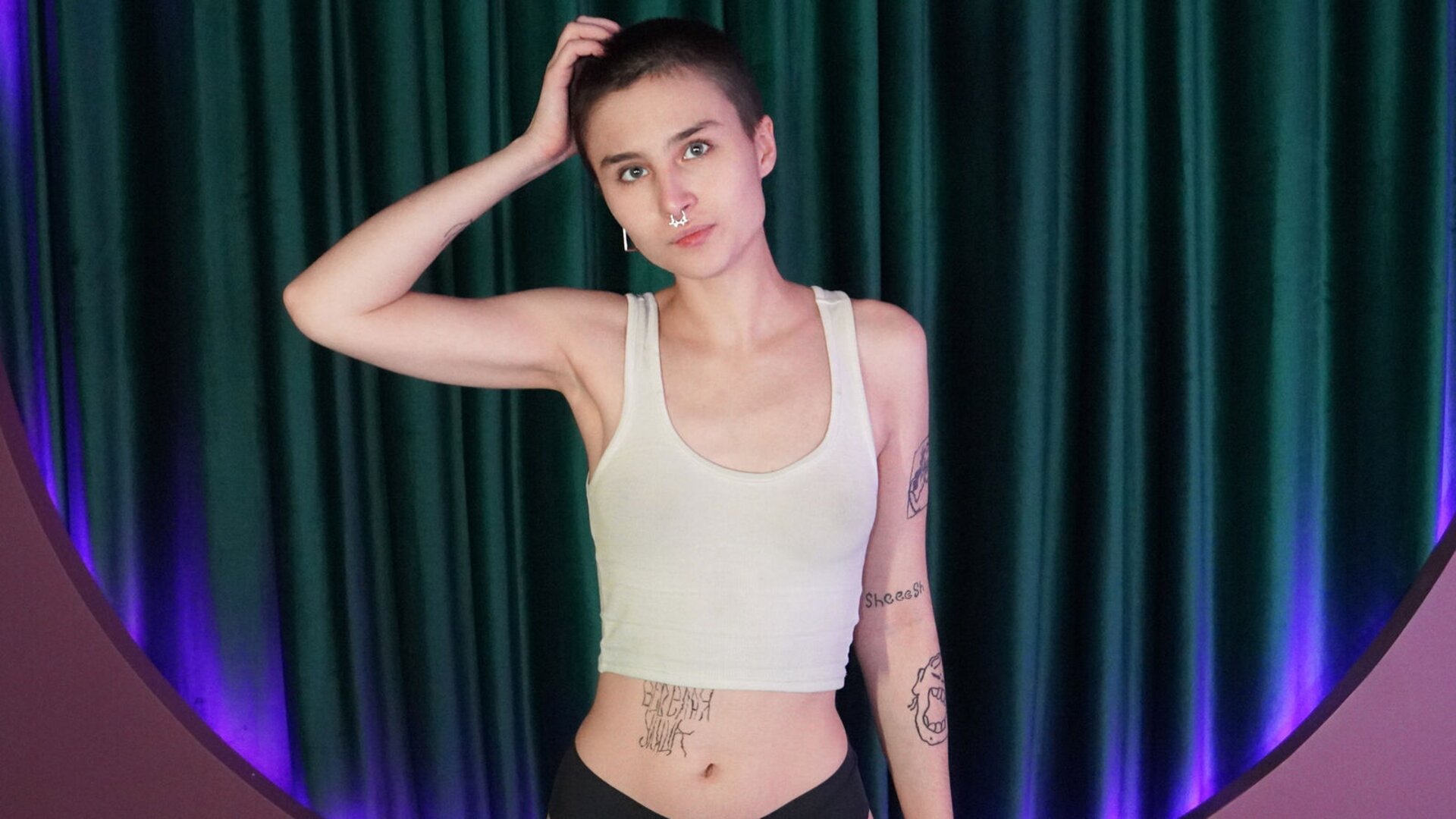 Join CleoShark’s Live Webcam Show