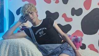 Join CooperRoss’s Live Webcam Show