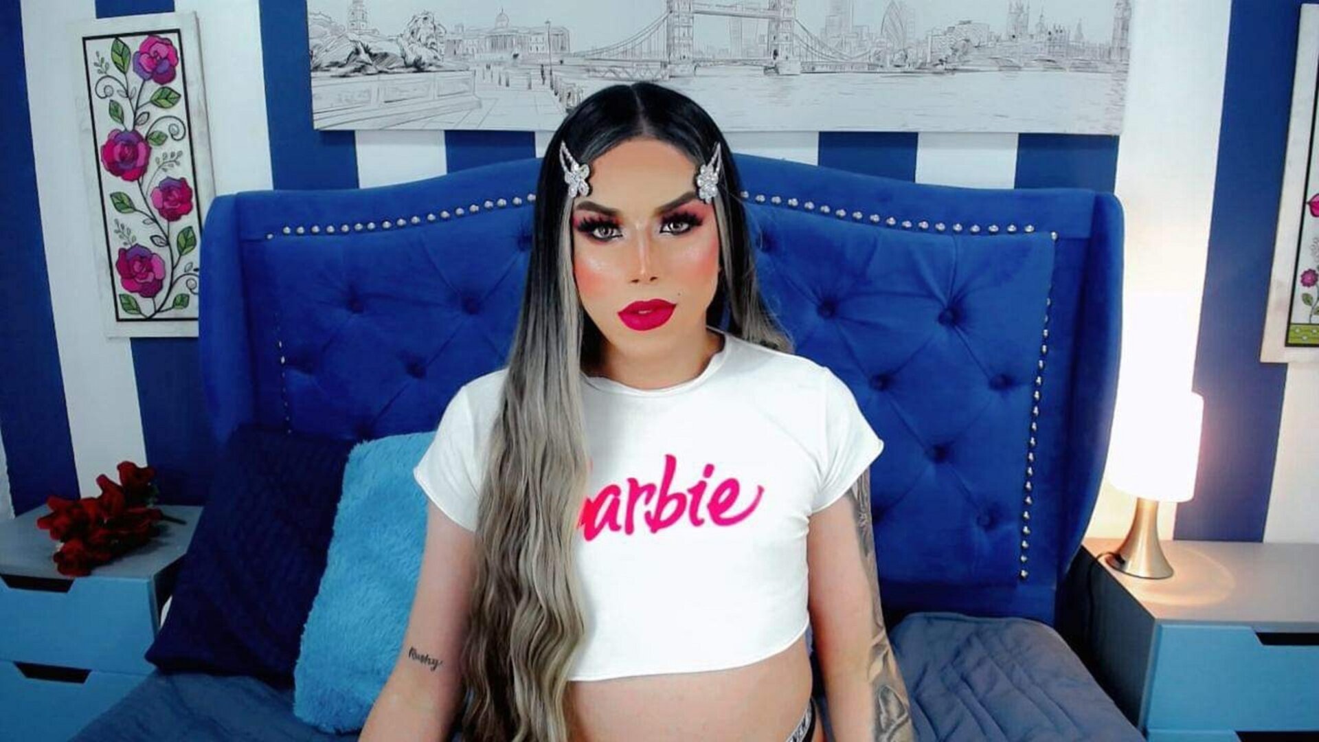 Join DanielleConti’s Live Webcam Show
