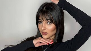 Join DarlineEllson’s Live Webcam Show