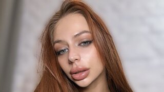 Join DianaWin’s Live Webcam Show
