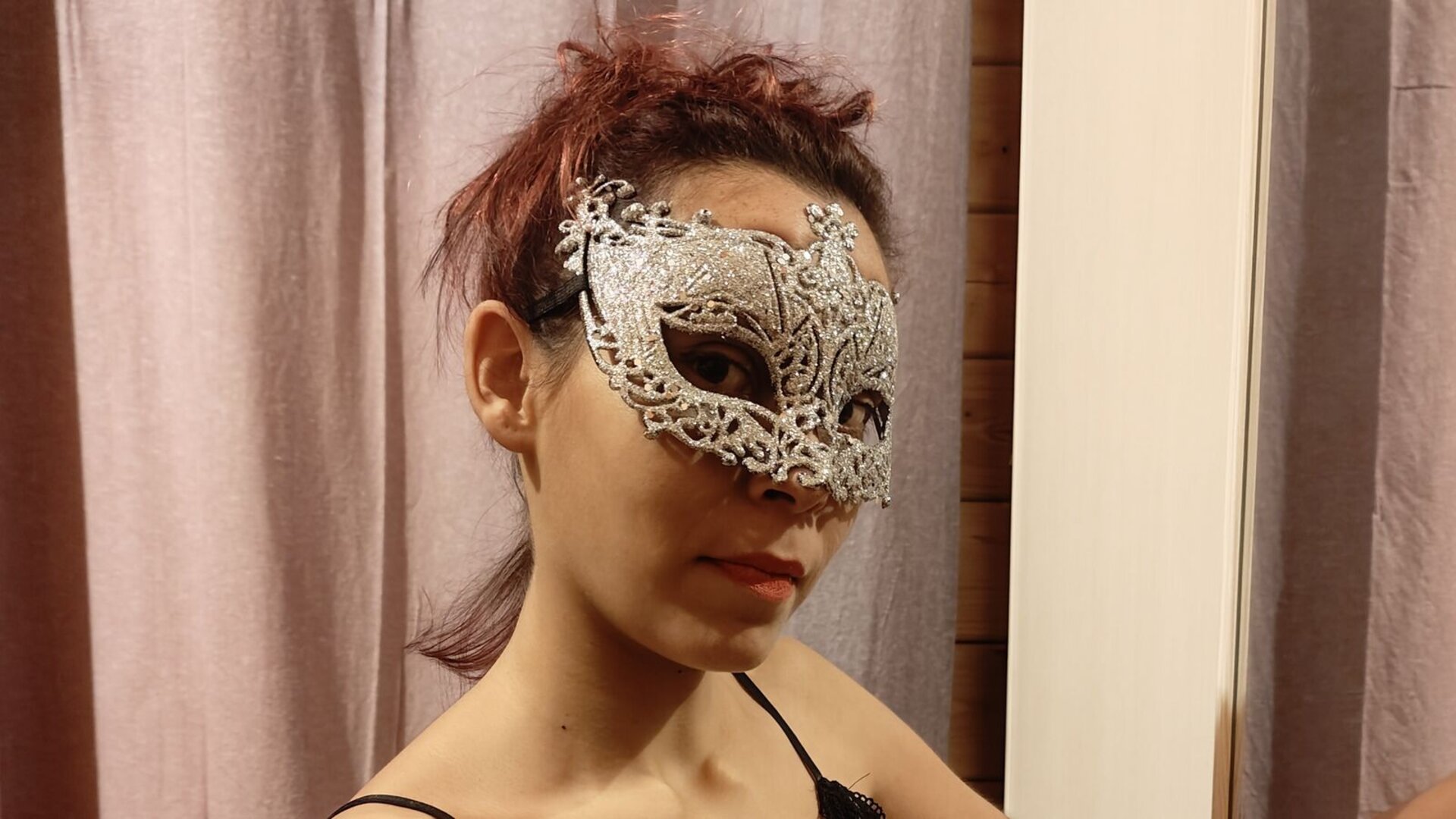 Join DouceNala’s Live Webcam Show