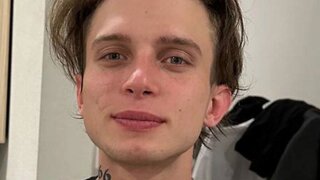 Join DrakeStorm’s Live Webcam Show