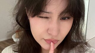 Join EarthaHeath’s Live Webcam Show