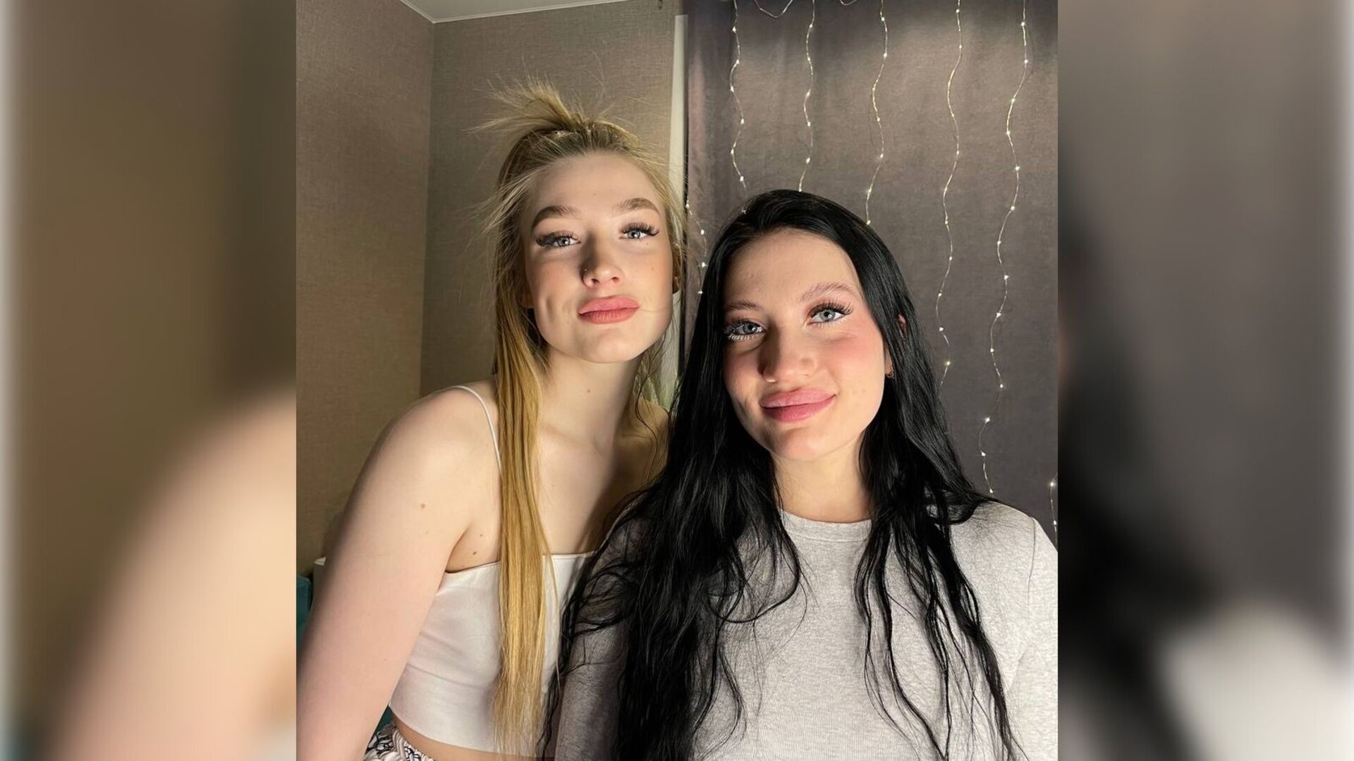 Join EditaAndPeggy’s Live Webcam Show