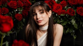 Join EvieTate’s Live Webcam Show