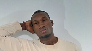 Join FernandoMaquina’s Live Webcam Show