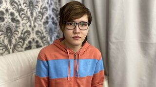 Join GayOliver’s Live Webcam Show