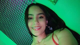 Join HannahHerrera’s Live Webcam Show