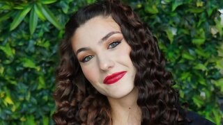 Join HannahReynoldss’s Live Webcam Show
