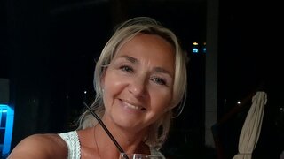 Join JennisJons’s Live Webcam Show
