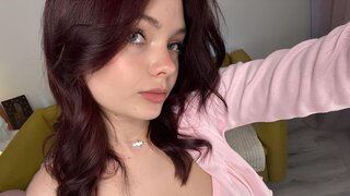 Join KessyMiu’s Live Webcam Show