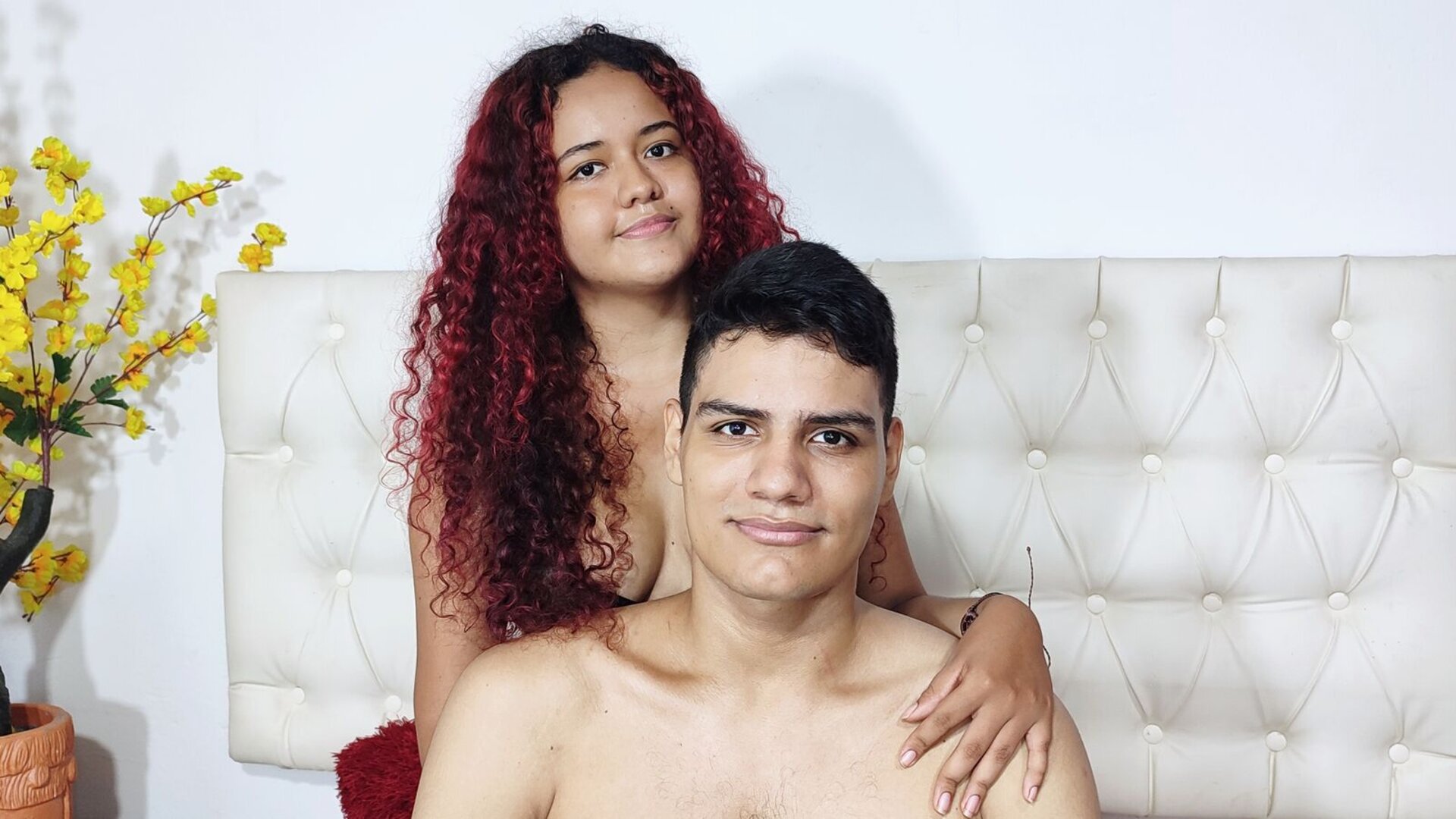 Join LauraAndCamilo’s Live Webcam Show