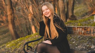 Join LeahButerfly’s Live Webcam Show