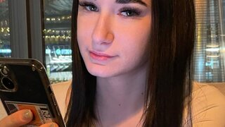 Join LilyGrows’s Live Webcam Show