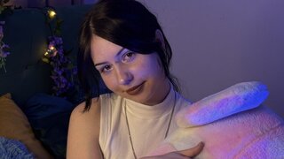 Join LolaFlams’s Live Webcam Show