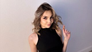Join MaryStars’s Live Webcam Show