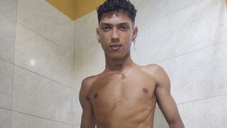 Join MateosSheeth’s Live Webcam Show