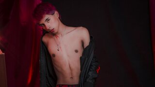 Join MathewSallas’s Live Webcam Show