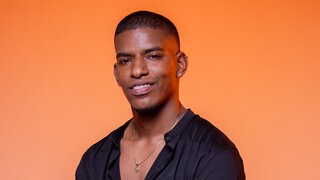 Join MichaelWright’s Live Webcam Show