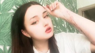Join MonaAcuff’s Live Webcam Show