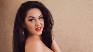 Join NicoleKatee’s Live Webcam Show