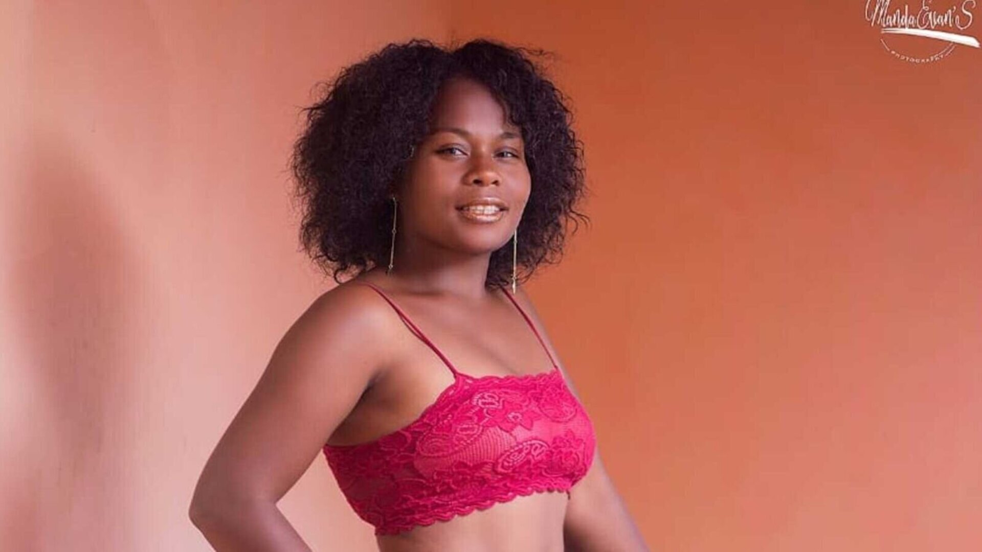 Join PatriciaCherry’s Live Webcam Show