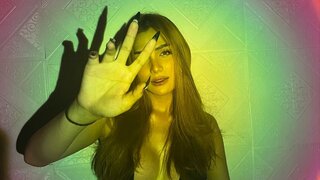 Join RoxanBarcelo’s Live Webcam Show