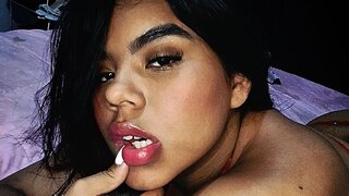 Join SamantaCon’s Live Webcam Show