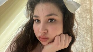 Join SofaRyan’s Live Webcam Show