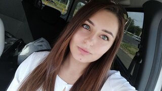 Join ValeriieMills’s Live Webcam Show