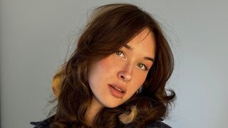 Join WhitneyCrosslin’s Live Webcam Show